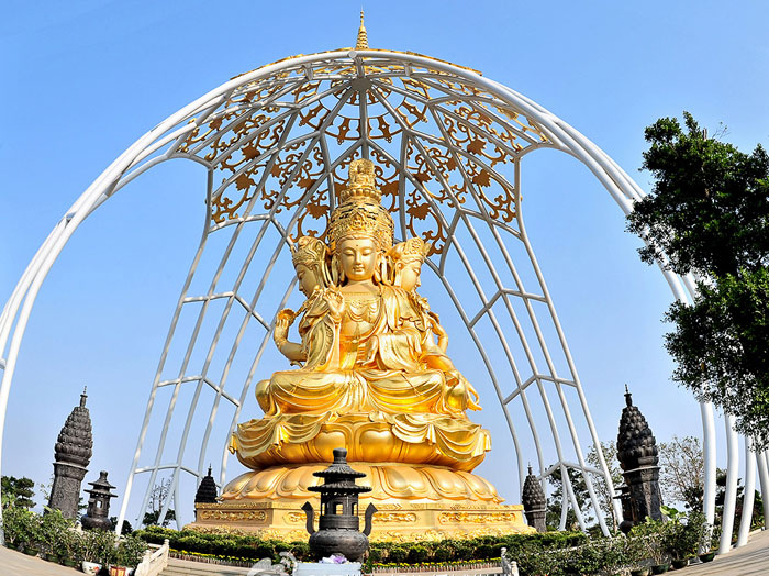 Huaxing Temple Guanyin Seated On Lotus